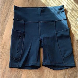 Women’s Athleta Legging Shorts Sz Small